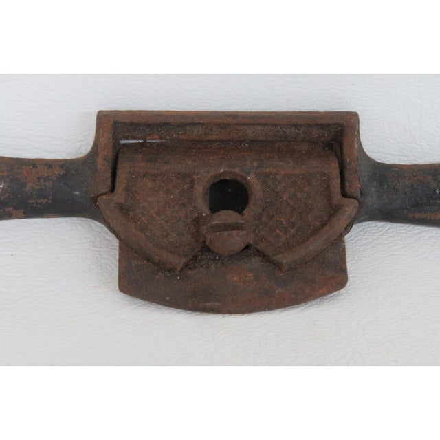 Metal Early 1900s Cast Iron Spokeshave Traditional Woodworking Hand Tool 5114b For Sale - Image 7 of 8