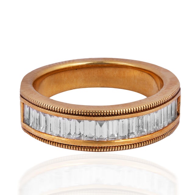 2020s Estate 0.75ct Diamond Ring in 18k Yellow Gold For Sale - Image 5 of 8