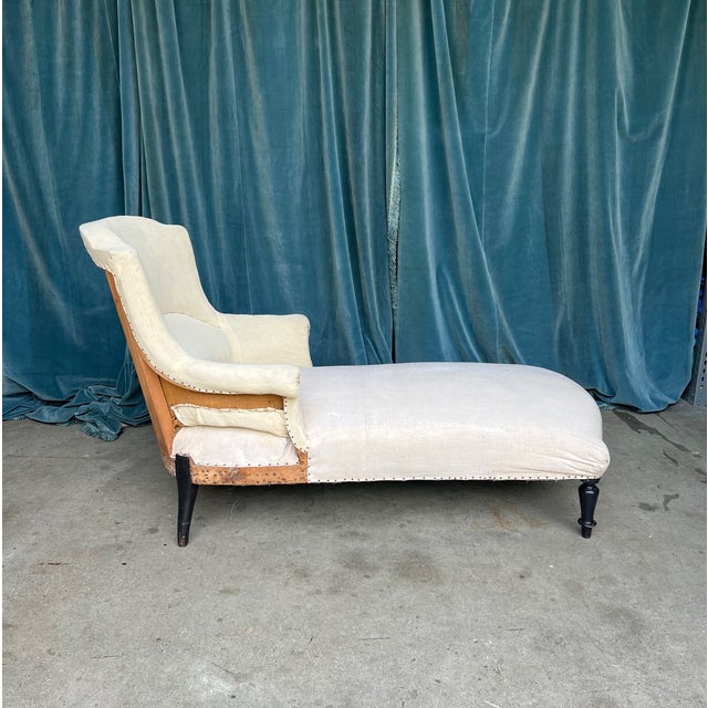 French 19th Century Chaise Longue in Muslin For Sale - Image 9 of 13