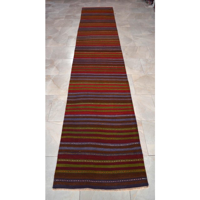 1970s Flat Weave Runner Rug Turkish Kilim Hallway Rug - 2′7″ × 14′1″ For Sale - Image 6 of 11