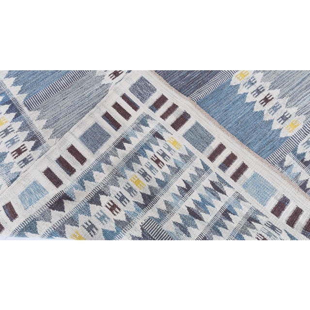 Textile Flatweave Modern Geometric Stripe Slate Gray Rug "Cresta" by Doris Leslie Blau For Sale - Image 7 of 7