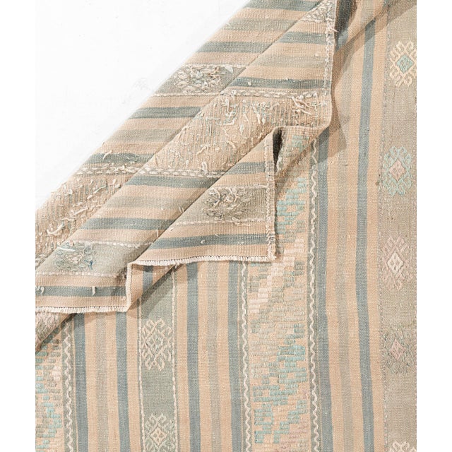 Vintage Circa 1940 Tan Turkish Kilim Flatweave Rug 5ft 1in X 11ft 2in For Sale - Image 13 of 14