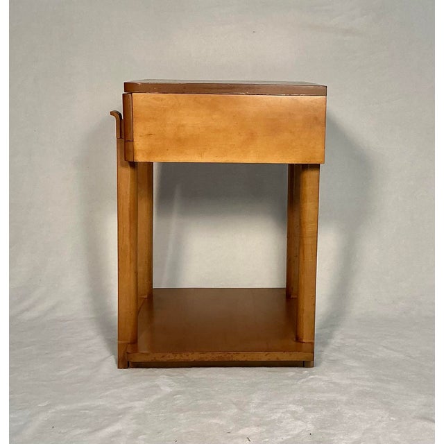 Early 20th Century Colonist Craft Solid Maple Nightstand End Side Table Single Drawer With Lower Shelf, Late 1930s-Early 1940s For Sale - Image 5 of 12
