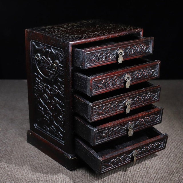Dimensions: Length 22cm (8.66") x Width 17cm (6.69") x Height 29.5cm (11.61") Material: Solid Hardwood (Huali / Rosewood),...
