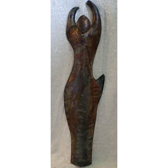 Metal 1980s Dalia Riesel Modernist Stylized Female Figurine Patinated Bronze Wall Sculpture - Ed. VI For Sale - Image 7 of 18