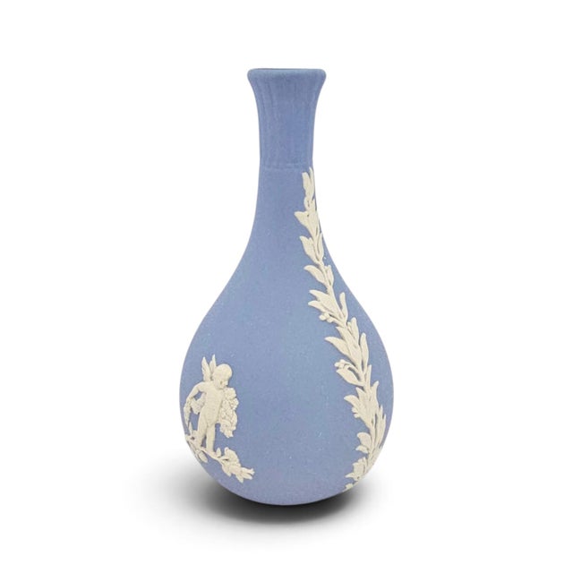 Late 20th Century Wedgwood Blue Jasperware Heart Box, Dish and Vase - 3 Pieces For Sale - Image 10 of 18