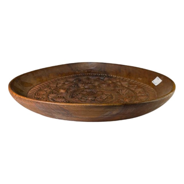 Wooden Flat Plate with Carving by Guglielmo, 1800s For Sale