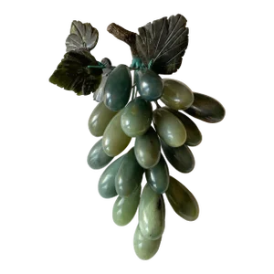 Vintage Dark Green Jade Grape Cluster