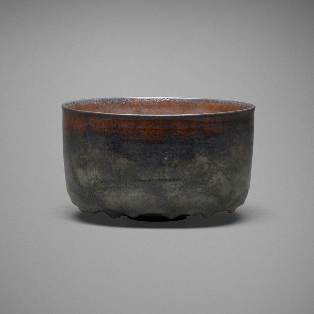 Mid-Century Modern Gertrud and Otto Natzler Cylindrical Bowl With Lip 1980 For Sale - Image 3 of 7