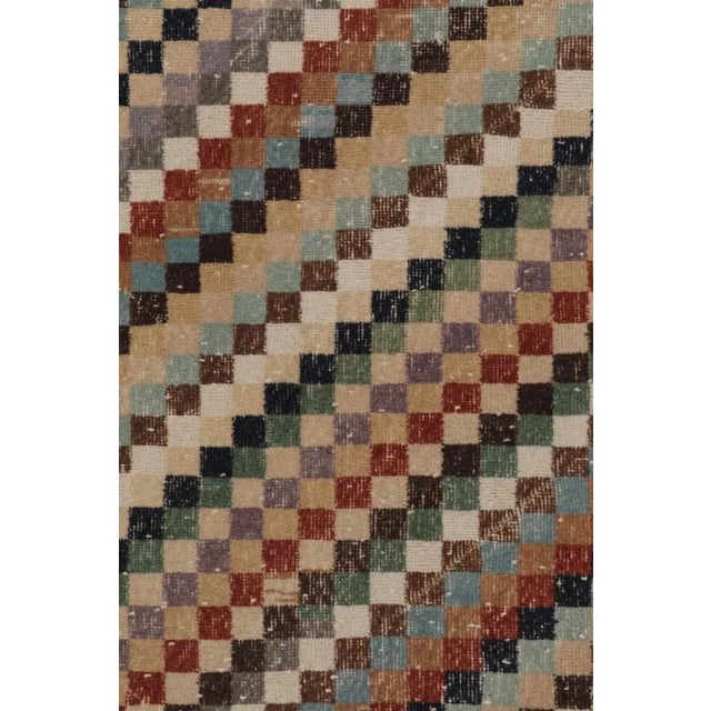 Vintage Turkish Distressed Rug, Earthy Geometric Checkered Mosaic - Rug & Kilim For Sale In New York - Image 6 of 9