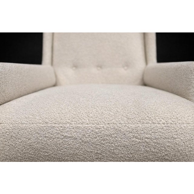 Jorge Jabour Club Chair in Brazilian Rosewood and Bouclé, 1960s - Lot 233 For Sale In New York - Image 6 of 15