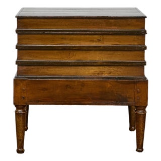 Victorian Faux Book Trunk on Base Table with Storage, 19th Century Accent Piece For Sale