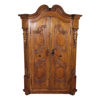 Small Alsatian Mountain Wardrobe in Fir For Sale
