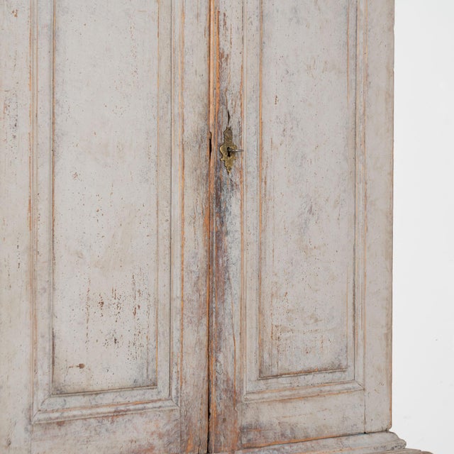 Early 19th Century Swedish Gray Painted Wedding Cabinet For Sale - Image 6 of 11