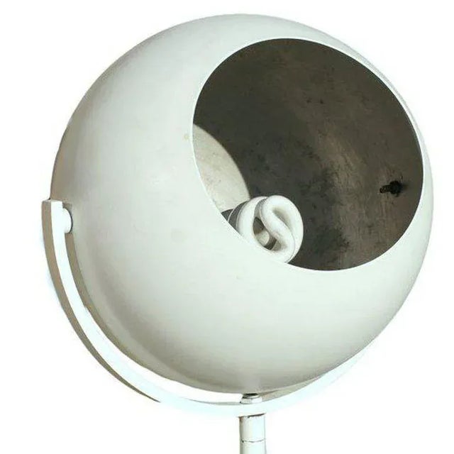 Mid-Century Modern 1970s Adjustable "Eye Ball" Floor Lamp on Pedestal Base For Sale - Image 3 of 4