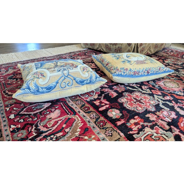 Vintage French Neoclassical Aubusson Jacquard Tapestry Pillows- A Pair For Sale - Image 12 of 16