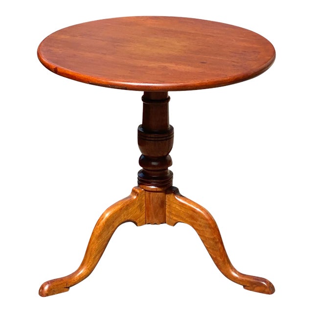 Early 20th Century Queen Anne Style Southern Walnut Wine Table With Snake Legs, Size and Form For Sale