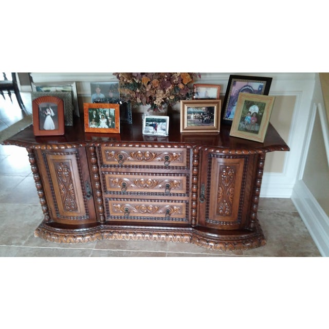 This item was bought from a bank that was in liquidation. I have never used it as a desk but as a showpiece in the...