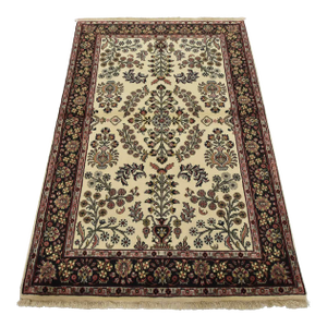 Fine Sarouk Rug 4′ X 6’1” Ivory Wool Traditional Hand-Knotted Oriental Carpet