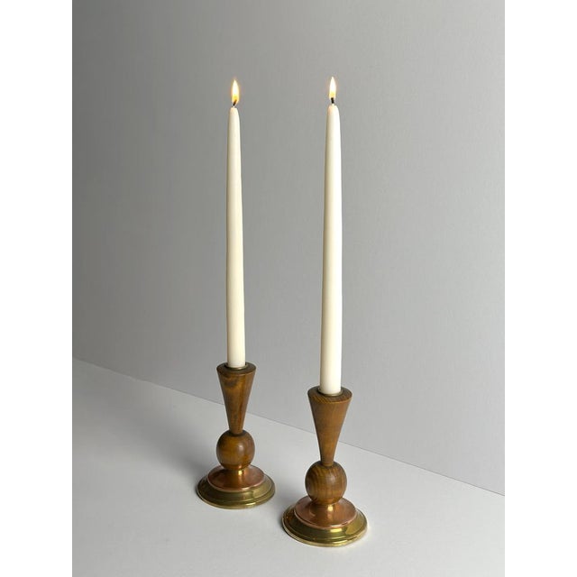 1930s Art Deco English Candlesticks in Hand-Turned Wood, Brass and Copper, 1930s For Sale - Image 5 of 10