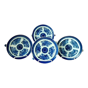 Chinese Blue Fitzhugh Porcelain Hot Plates Set of Four