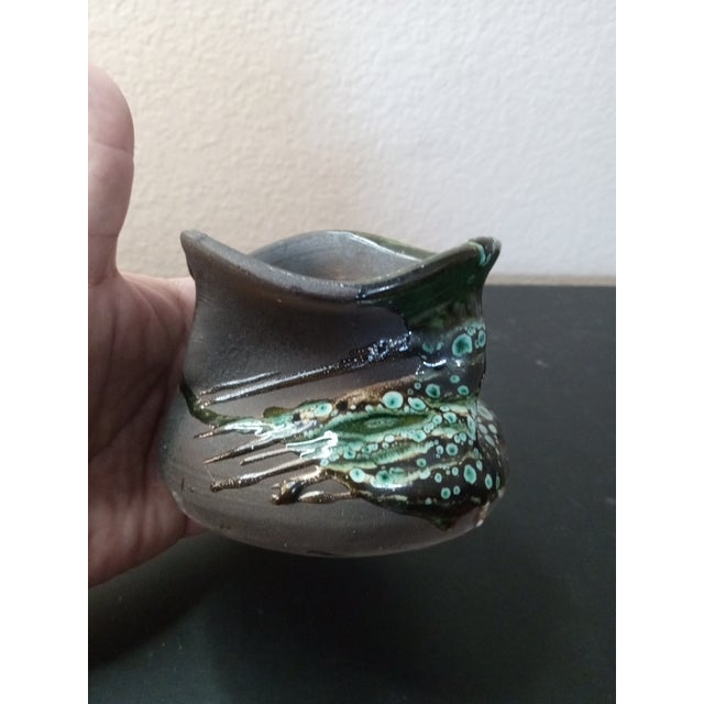 UNIQUE Artisan Signed Free-Form Blackware 3.5" Pottery Bud Vase. Beautiful glazed piece. This stunning blackware vase is a...