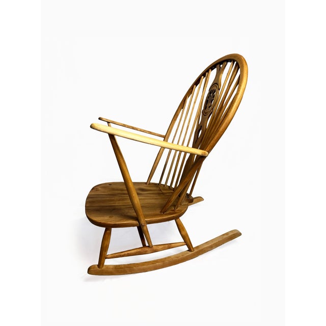 Mid-Century Modern Elm Wood Rocking Chair from Ercol, 1970s For Sale - Image 13 of 15