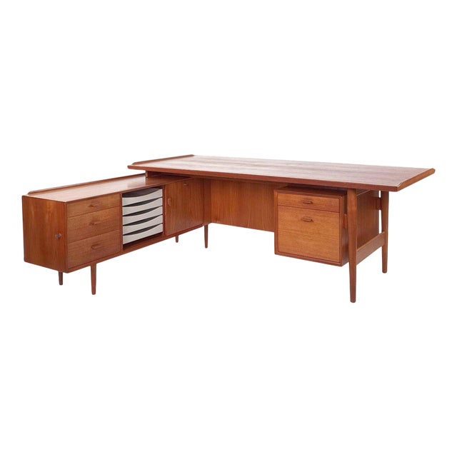 Model 209 Executive Desk by Arne Vodder for Sibast, Denmark, 1960s For Sale