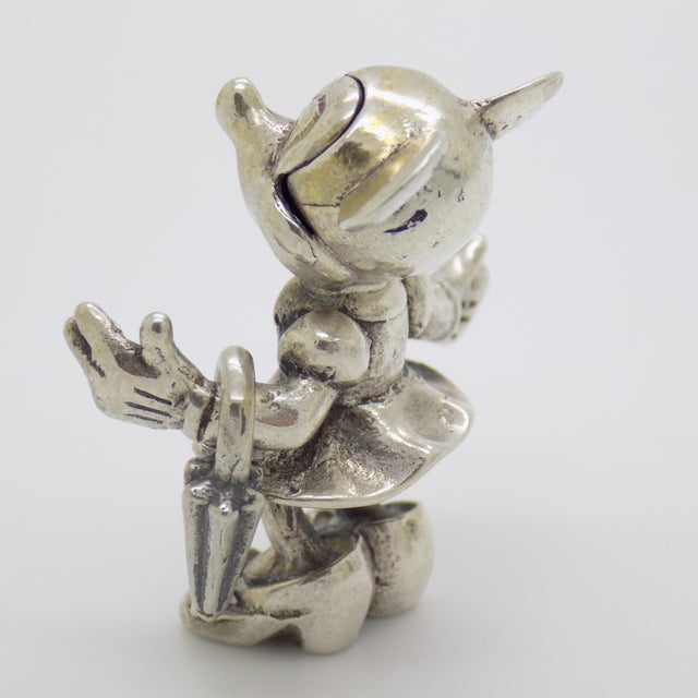 1970s Vintage Italian Handmade Genuine Silver Minnie With Umbrella Character Figurine Sculpture, Made in Arezzo (Ar, Tuscany) For Sale - Image 5 of 10