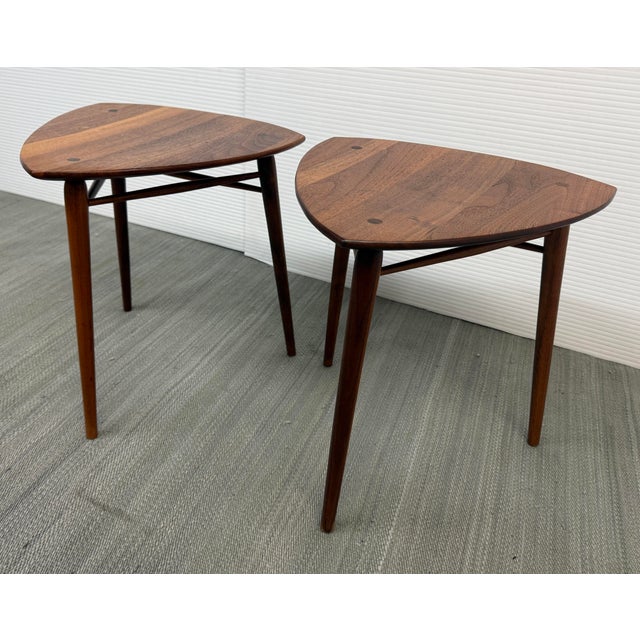 Mid-Century Modern Kipp Stewart for Winchendon Furniture Guitar Pick Side Tables, Pair For Sale - Image 3 of 12