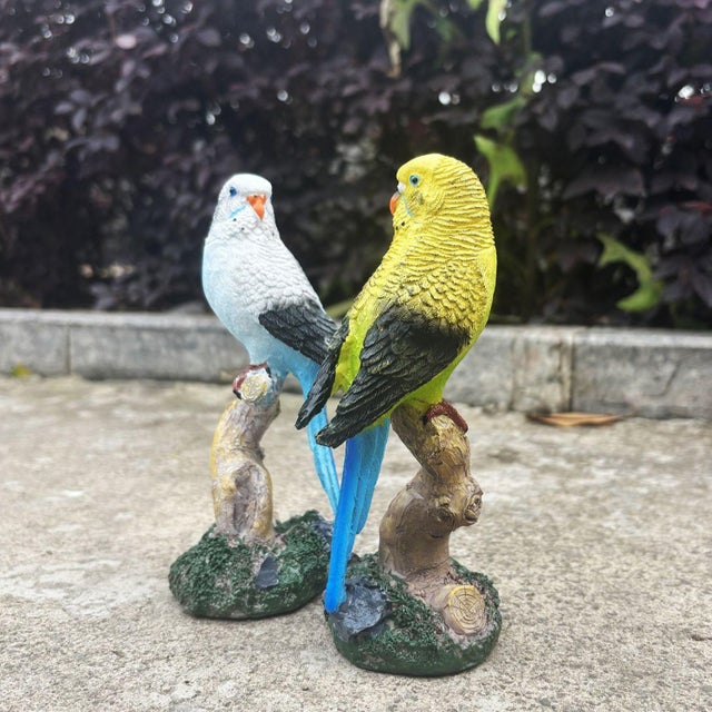 Pair of Resin Parakeet Figurines – 6.1" Realistic Bird Sculptures on Branches For Sale - Image 4 of 16