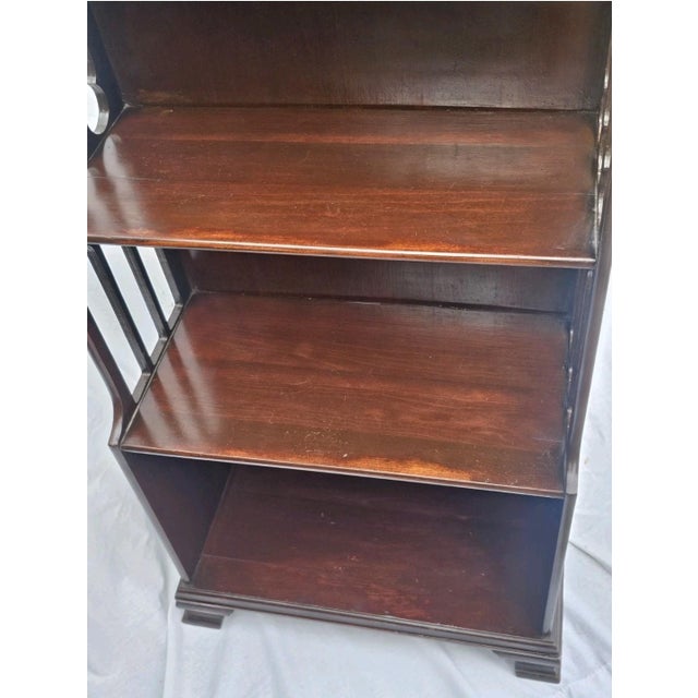 Small Narrow Mahogany Chippendale Bookcase W/ Pierced‑Side Shelves 1940s For Sale - Image 15 of 18