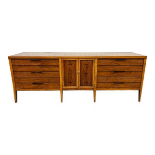 Mid-Century Modern Lane Tuxedo Walnut Dresser For Sale