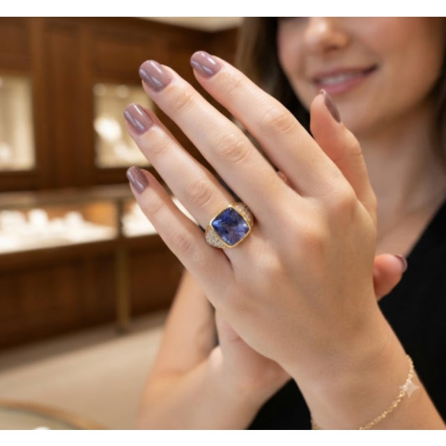 Blue Natural Diamond 0.62cts & Tanzanite 10.90cts Ring in 14k Gold, Size 3 For Sale - Image 8 of 8