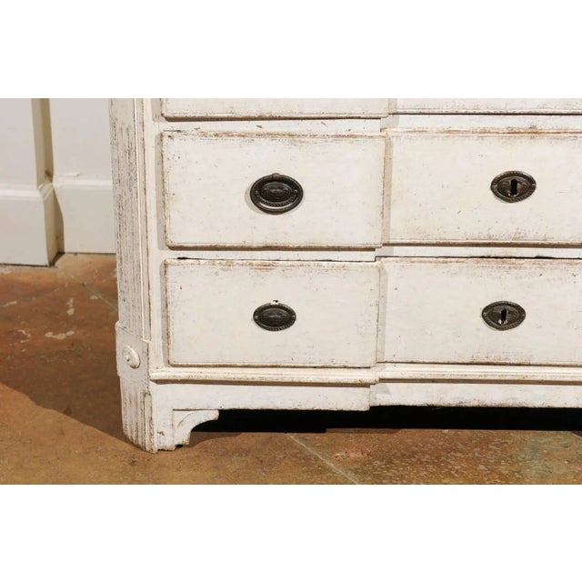 Wood Period Gustavian 1780s Swedish Painted Breakfront Commode with Carved Medallions For Sale - Image 7 of 13