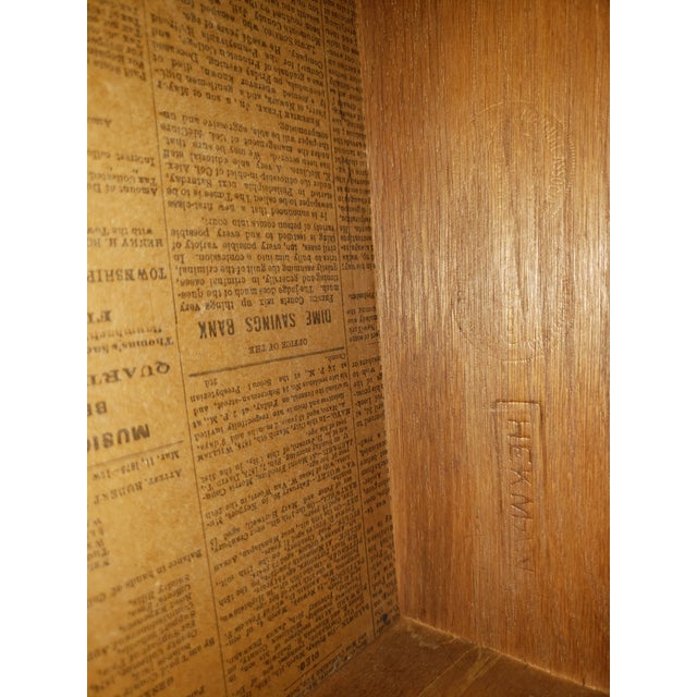 Wood Mid 20th Century Hekman Vintage Side End Table For Sale - Image 7 of 7