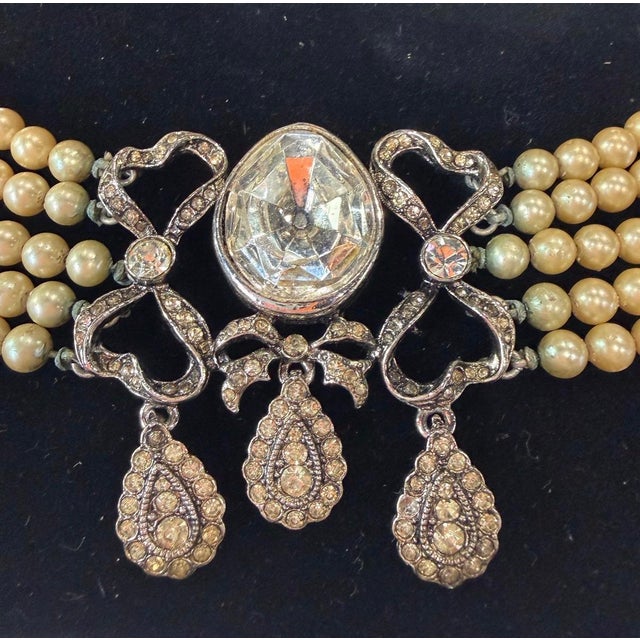 Metal Kenneth Lane Pearl and Rhinestone Necklace For Sale - Image 7 of 9