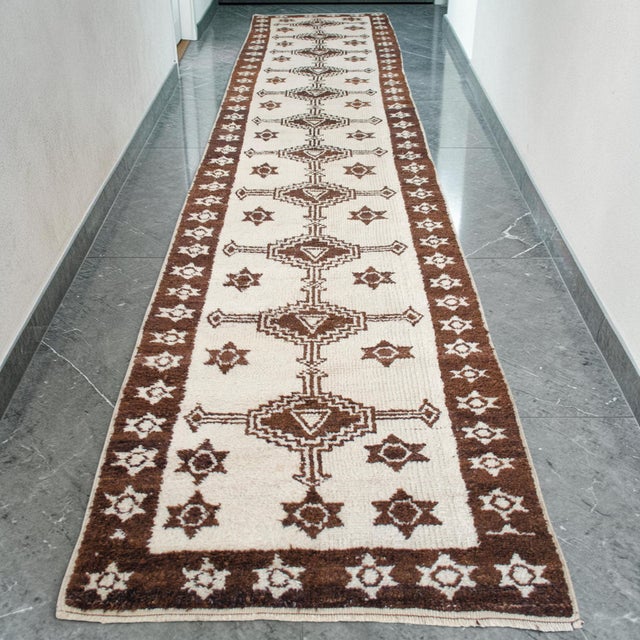 Contemporary 1970s Vintage -Knotted Turkish Runner - 3′3″ × 16′ For Sale - Image 3 of 14