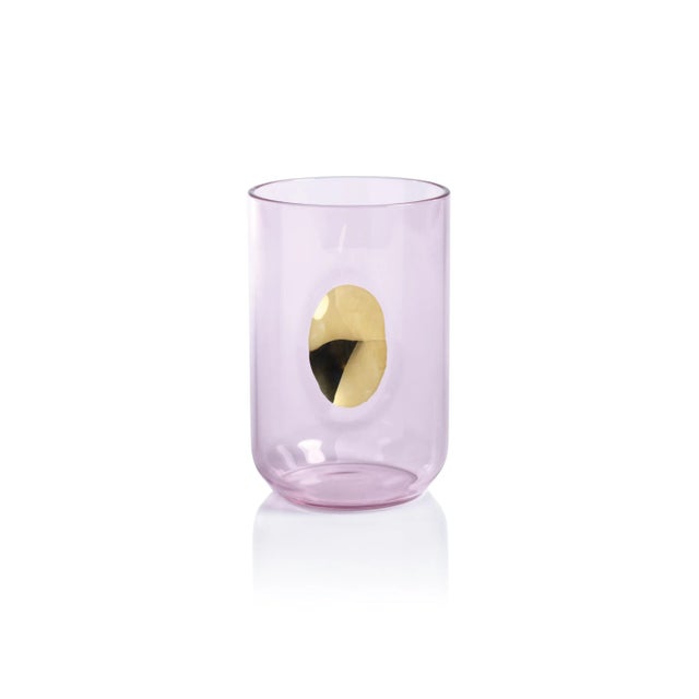 Upgrade your drinking experience with our Ambrosi Glass Tumblers featuring gold accents. Whether you're sipping your...