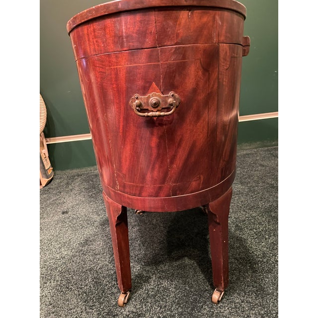 Georgian Oval Mahogany Cellarette – English Wine Cooler, Circa 1800s For Sale - Image 4 of 6
