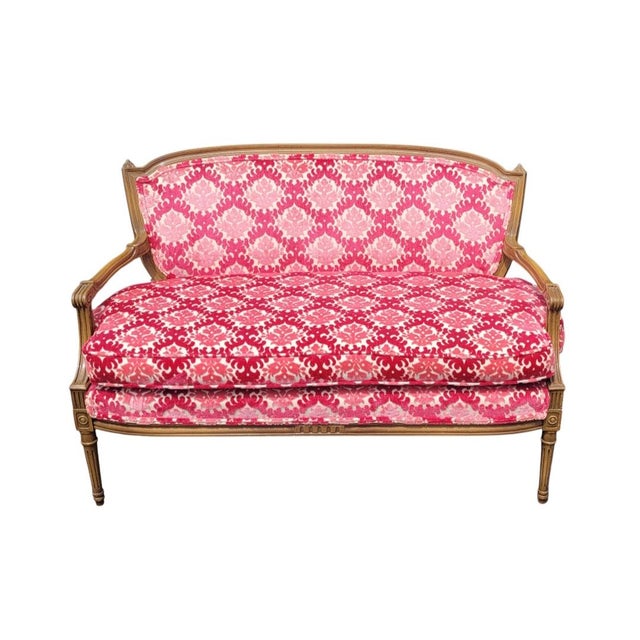 Fine 1950s Hollywood Style Velvet Settee For Sale - Image 11 of 11
