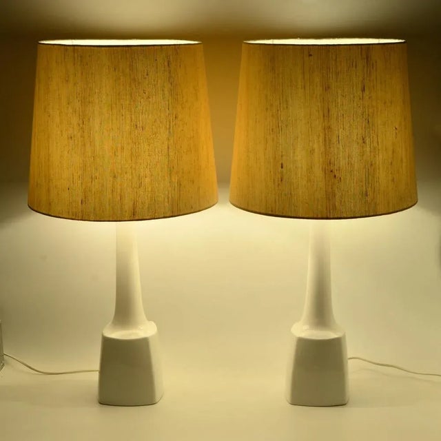 Mid-Century Modern Large Danish White Ceramic Table Lamps from Soholm, 1960s, Set of 2 For Sale - Image 3 of 12