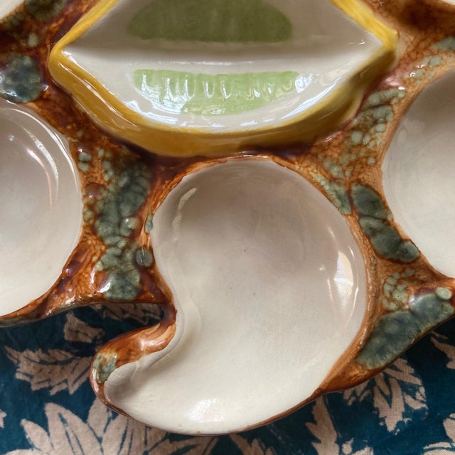 1950s Vintage French Majolica Oyster Plates from Vallauris, 1950s, Set of 2 For Sale - Image 5 of 9