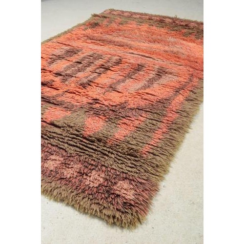 Scandinavian Wool Rya Rug with a Sun-Inspired Motif, 1970s For Sale - Image 4 of 6