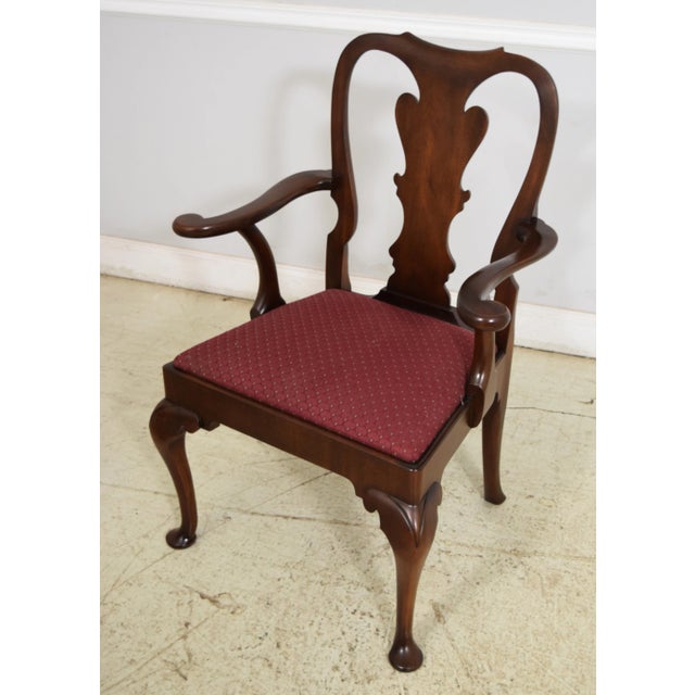 Queen Anne Set of 6 Kindel Queen Anne Mahogany Dining Room Chairs For Sale - Image 3 of 12
