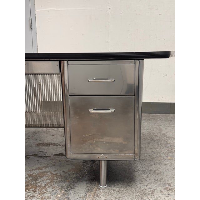 Silver Mid 20th Century All Steel Equipment Tanker Desk For Sale - Image 8 of 12