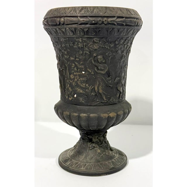 Early 20th Century Metal Urn For Sale - Image 4 of 7