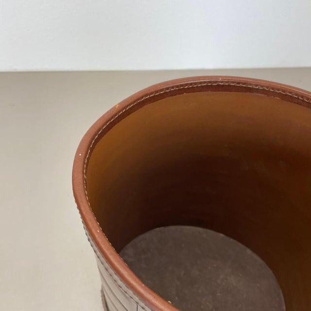 Vintage Patchwork Paper Bin Basket in Leather the style of Auböck, Germany, 1960s For Sale - Image 11 of 18
