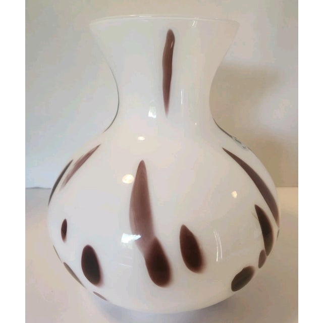 Mid-Century Modern Vintage MCM Murano Style Azzurra Maestri Vetrai Made in Italy Round Spotted Vase For Sale - Image 3 of 5