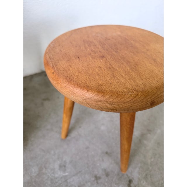 Golden Oak Tripod Stool, 1960s For Sale - Image 9 of 15
